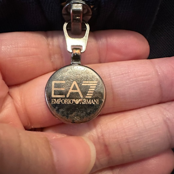 Emporio Armani Men’s Navy Zip Up sweater - Picture 7 of 8